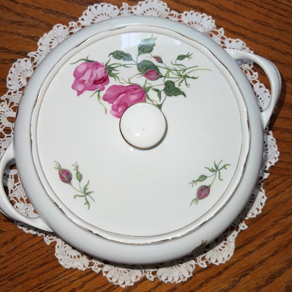 Fine Bohemian China Casserole Dish made in Czechoslovakia - Picture 3 of 9